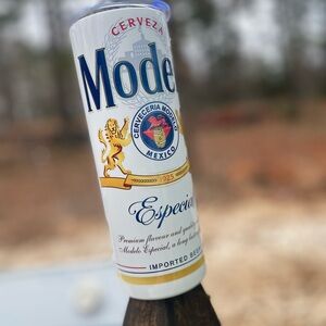 Modelo Especial Beer Can